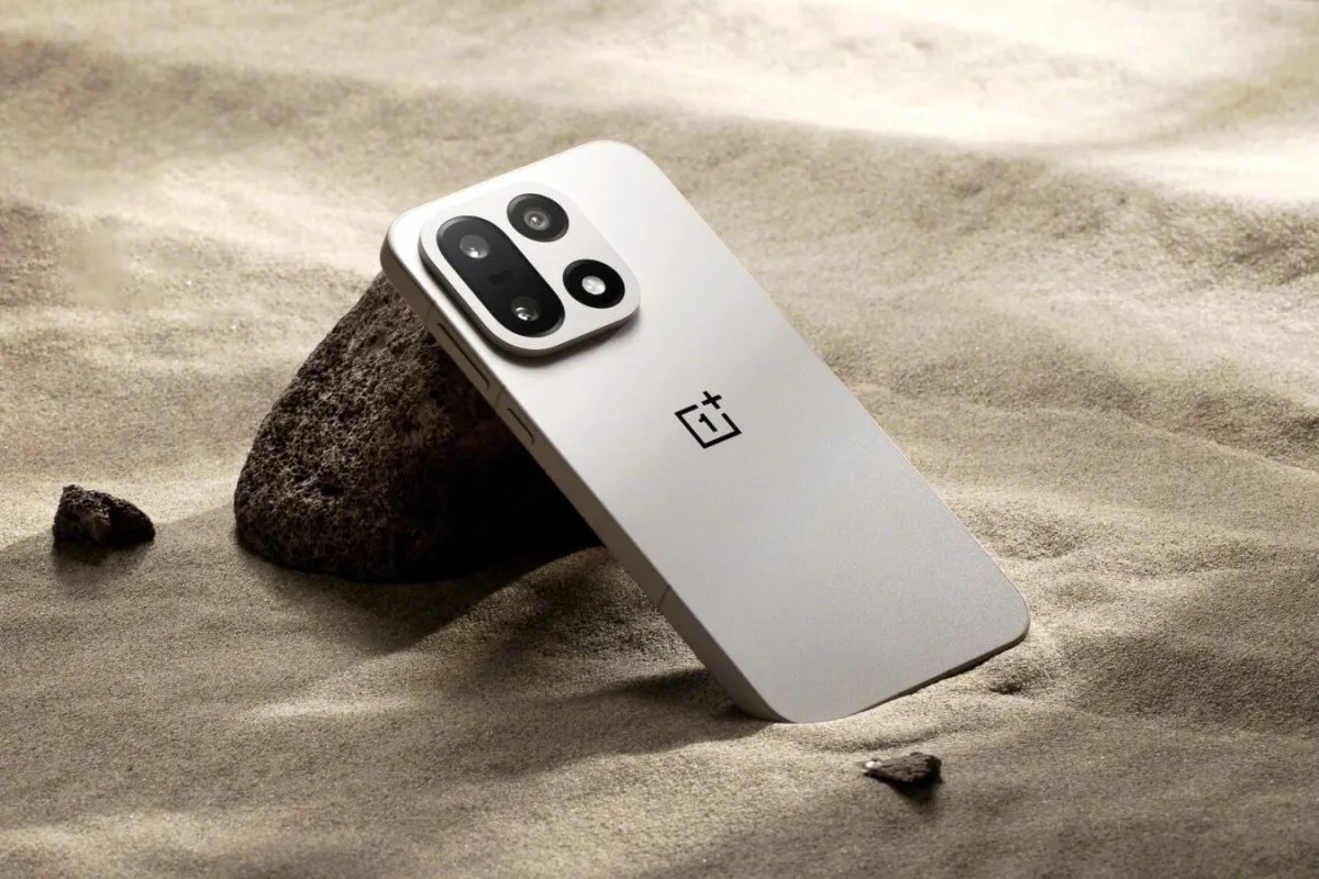 OnePlus 16 Segera Meluncur, Tawarkan Refresh Rate 185Hz yang Mulus