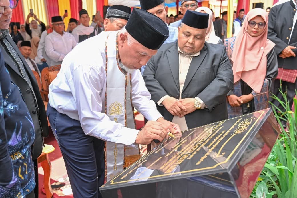 Gubernur Mahyeldi Resmikan Rumah Tahfiz Baitul Huffazh di Batipuh