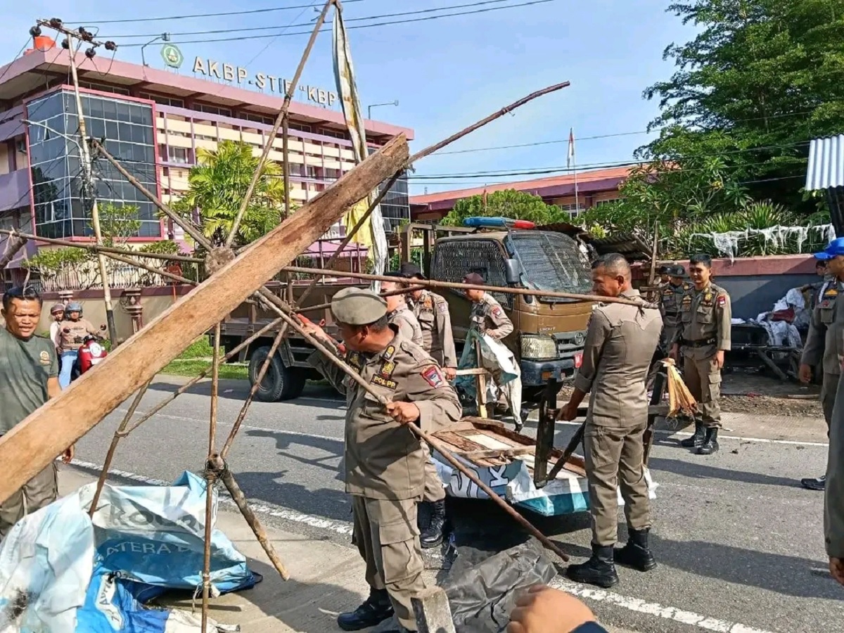 Satpol PP Tindak Tegas PKL dan Bangunan Liar Selama Mei 2026