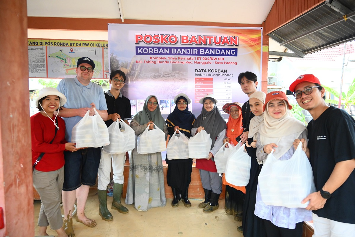 Batalkan Resepsi Nikah Tiga Putra, Keluarga Gubernur Sumbar Alihkan Anggaran Jadi Bantuan Banjir Padang