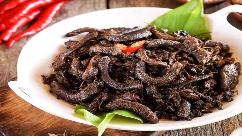 Randang Baluik Khas Minang, Gurih dengan Aroma Daun Rempah