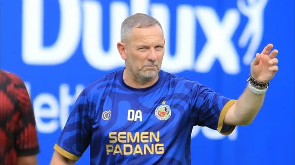 Usai Bermain Imbang dengan PSIM Yogyakarta, Semen Padang FC Pecat Pelatih Dejan Antonic