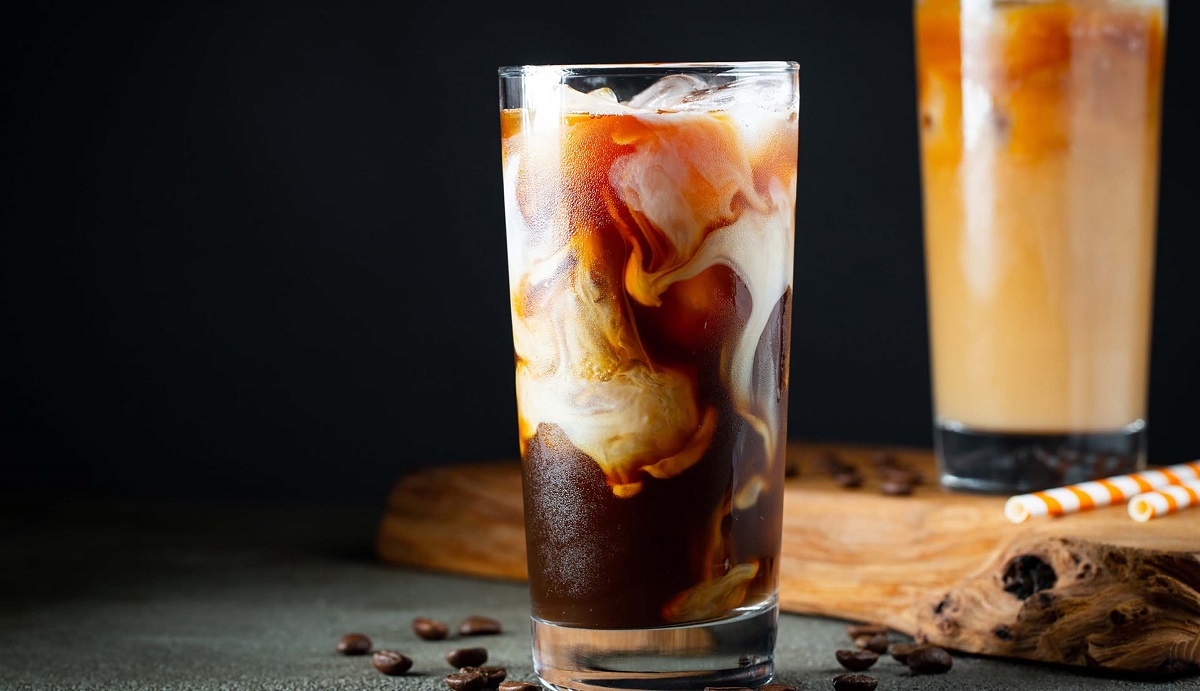 Kopi Gula Aren, Resep Minuman Kekinian yang Jadi Favorit Pecinta Kopi