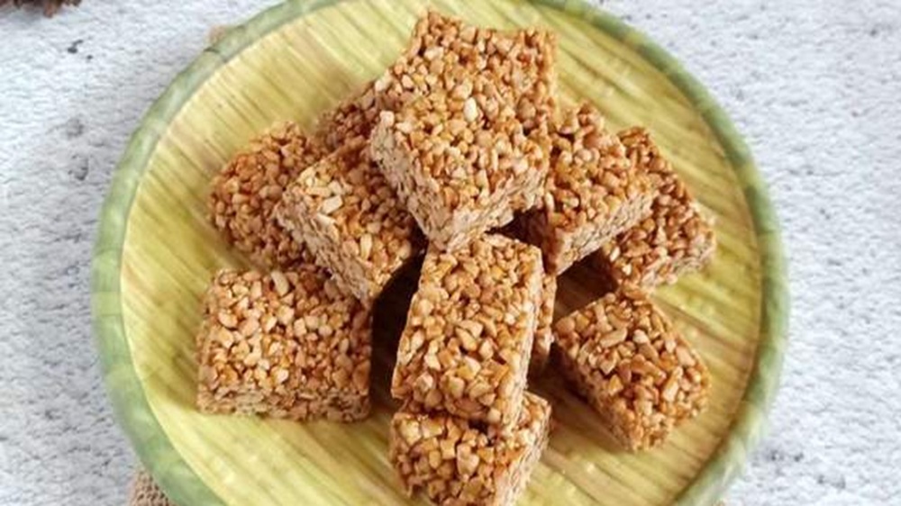 Kipang Kacang Khas Minang: Camilan Manis Renyah, Cocok untuk Oleh-Oleh