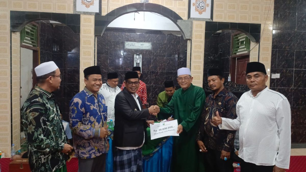 Wabup Risnaldi Safari Ramadan Perdana, Bawa Bantuan dan Pesan Pembangunan