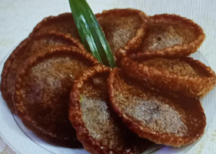 Pinyaram: Kue Tradisional Minangkabau yang Manis dan Berserat
