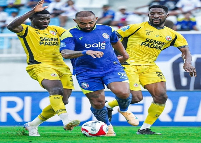 Semen Padang Takluk Tiga Gol Tanpa Balas di Kandang Arema FC
