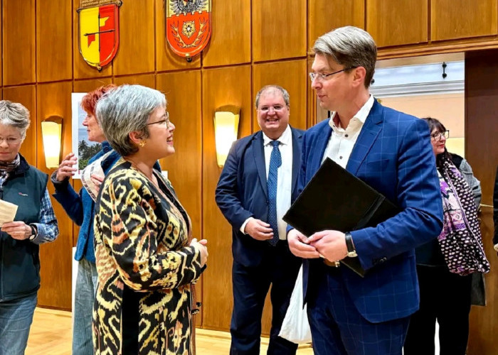 Hubungan Persahabatan Padang–Hildesheim Semakin Erat Lewat Perayaan 'Malam Indonesia' di Jerman