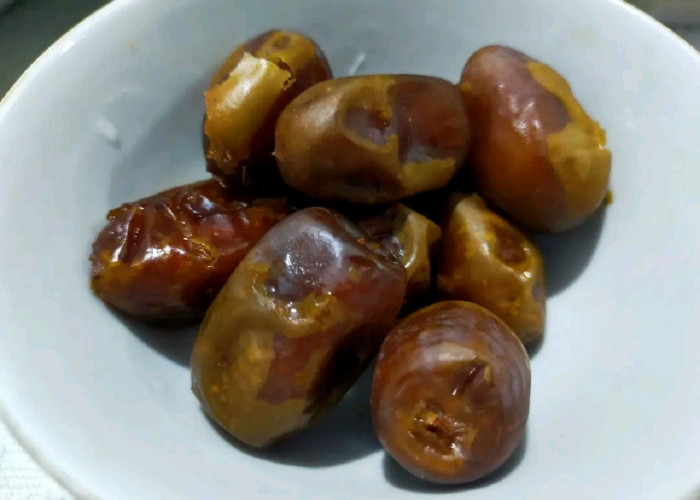 Ikuti Sunnah Nabi, Inilah Alasan Umat Islam Dianjurkan Berbuka Puasa dengan Kurma