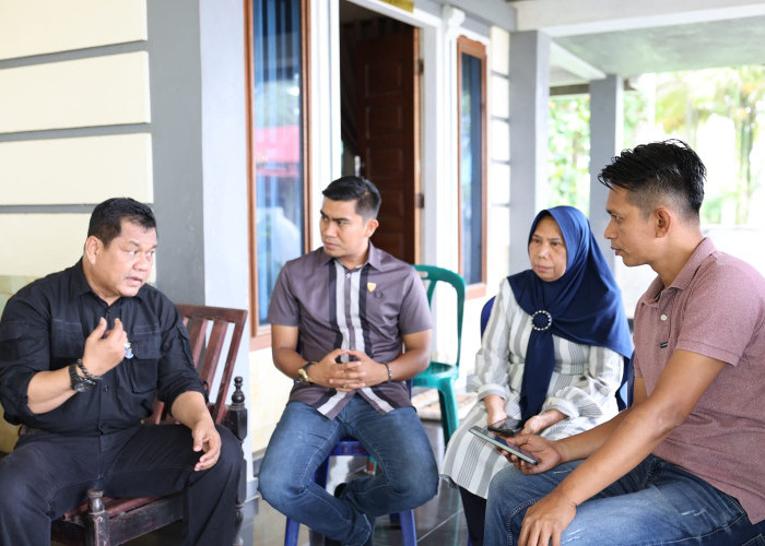 Kawal Hak Warga Sipil, Anggota DPRD Pessel Teguh Dehalsa Sambangi Keluarga Korban Sengketa Lahan