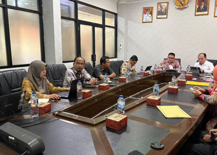 Kemenko PMK Pantau Pemulihan Sektor Pendidikan Pascabencana di Agam