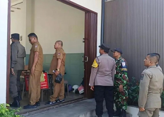 Langgar Aturan Bangunan, Kafe di Padang Utara Kena Segel