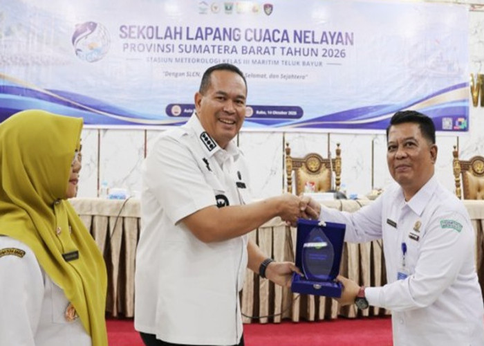 Sekolah Lapang Cuaca Digelar di Pariaman, 35 Nelayan Dibekali Ilmu Keselamatan