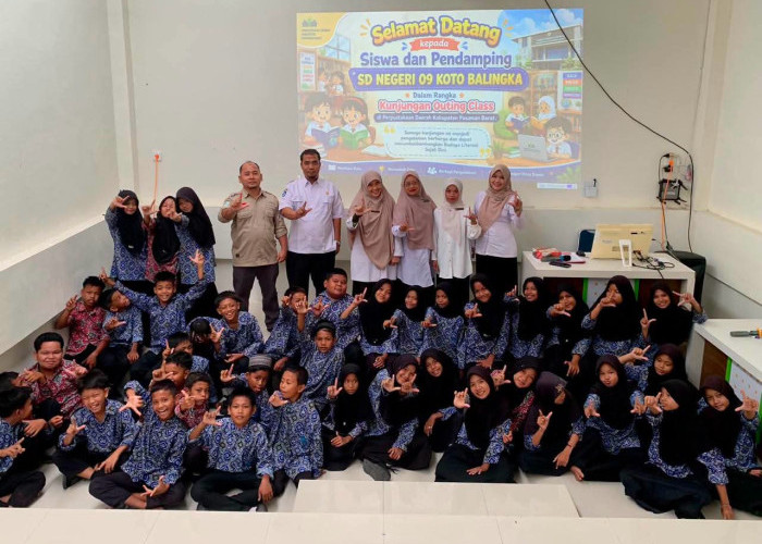 Tempuh Jarak Jauh, Siswa SDN 09 Koto Balingka Antusias Kunjungi Perpusda Pasbar