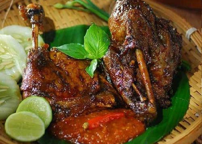 Rahasia Bebek Bakar Empuk Bumbu Meresap, Cocok untuk Menu Spesial Keluarga