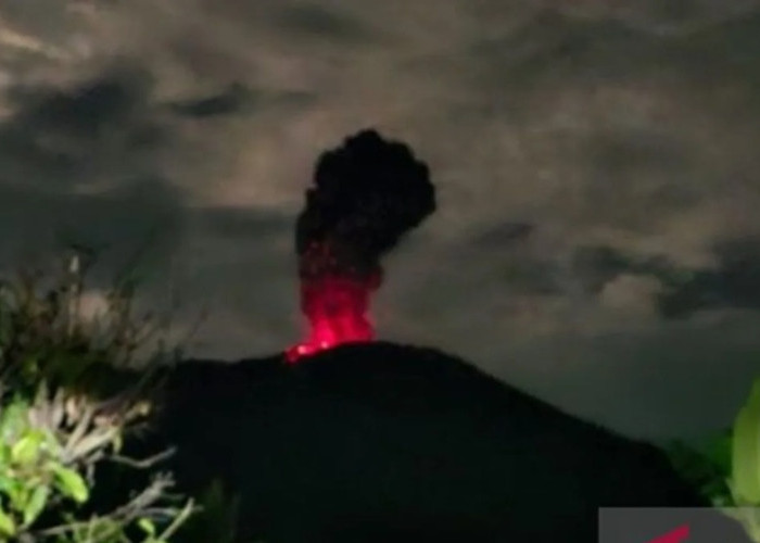 Erupsi Gunung Marapi Tidak Ganggu Operasional Bandara Internasional Minangkabau