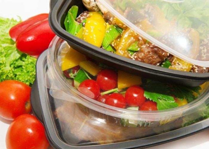 Sudah Tahu Belum? Hindari Simpan 6 Jenis Makanan Ini dalam Wadah Plastik 