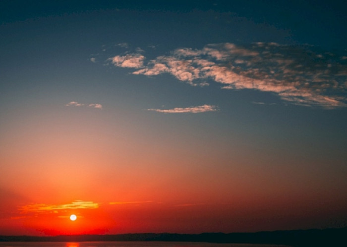 Sunset Cantik dan Suasana Santai, Ini 5 Spot Healing Sore Hari di Kota Padang