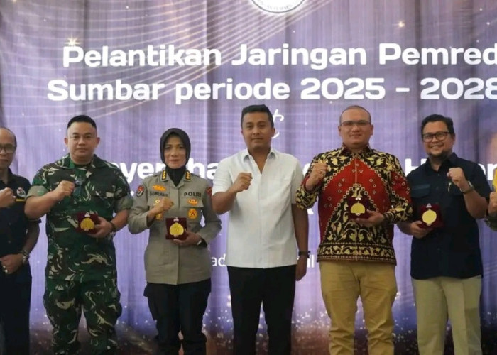 Resmi Dilantik, Adrian Tuswandi Pimpin Jaringan Pemred Sumbar Periode 2025–2028