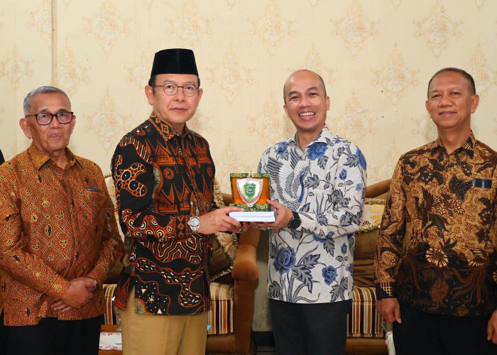 Payakumbuh dan UIR Perkuat Kolaborasi Pengembangan SDM dan Pembangunan Daerah