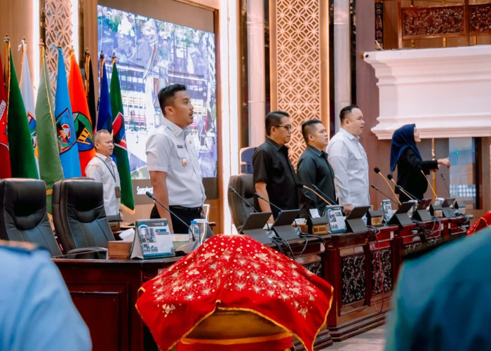 Sidang DPRD Sumbar Bahas Evaluasi Program, Pemprov Tekankan Peningkatan Layanan Publik