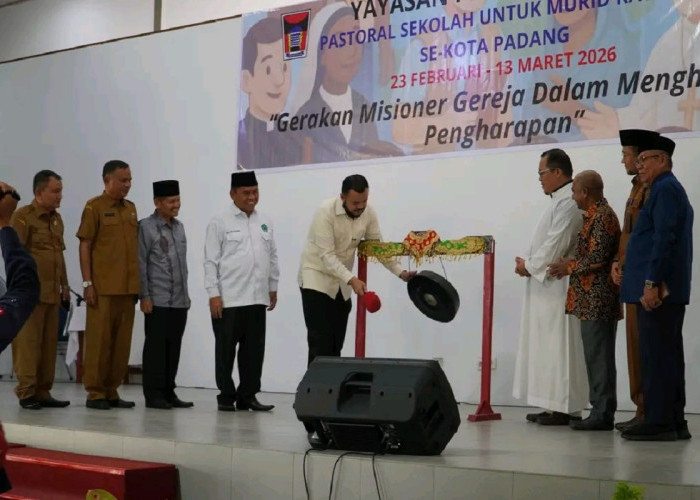 Siapkan Generasi Emas 2045, Wali Kota Padang Tekankan Keseimbangan Akademik dan Spiritual
