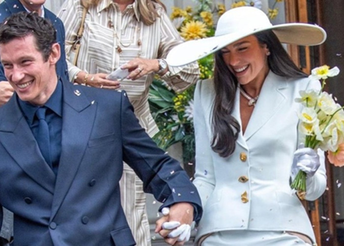 Menikah di London, Intip Detail Pernikahan Dua Lipa dan Callum Turner!