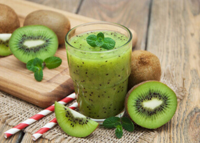 Smoothie Kiwi Bisa Bantu Atasi Sembelit, Ini Kandungan yang Mendukung Pencernaan