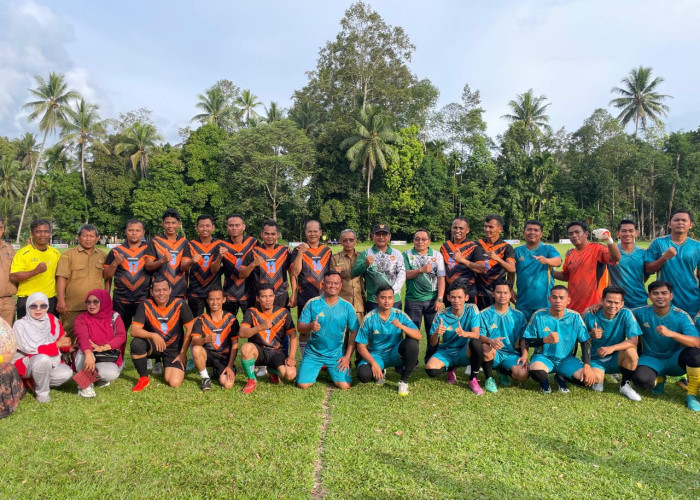 PGRI Padang Pariaman Gelar Turnamen Sepak Bola Antar Kecamatan di Koto Mambang