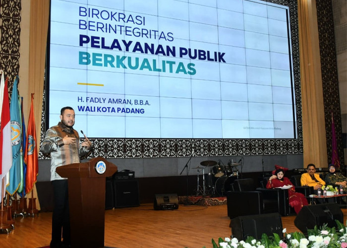 Di Temu Akbar UNP, Wako Fadly Amran Dorong Penguatan SDM Lewat 'Padang Juara' dan 'Smart Surau'