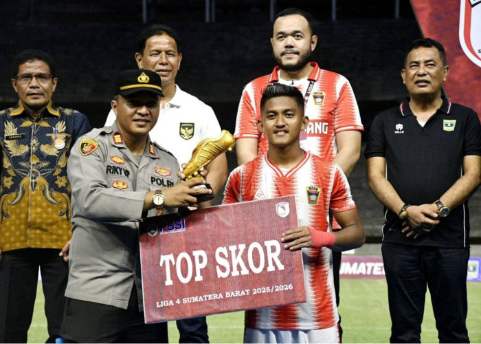 Kemas 20 Gol Sepanjang Liga 4, Carel Syadef Raih Sepatu Emas