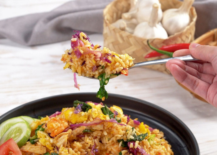 Resep Nasi Goreng Gila, Pedasnya Bikin Ketagihan!