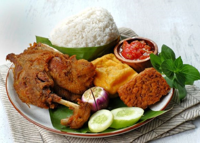 Resep Bebek Goreng Bumbu Khas Nusantara: Kulit Renyah, Daging Empuk hingga Ke Tulang
