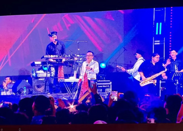 Aksi Memukau Dewa 19, Ari Lasso, dan Mulan Jameela Meriahkan HUT ke-81 RI di Monas