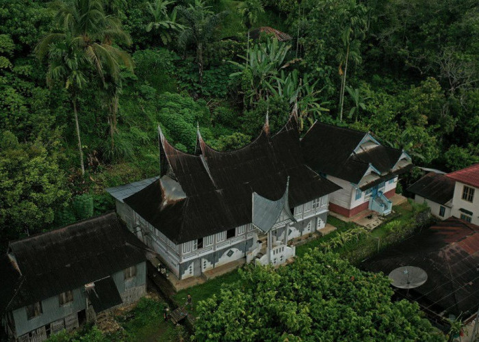 5 Destinasi Wisata Sumatra Barat, Surga Alam dan Budaya di Indonesia