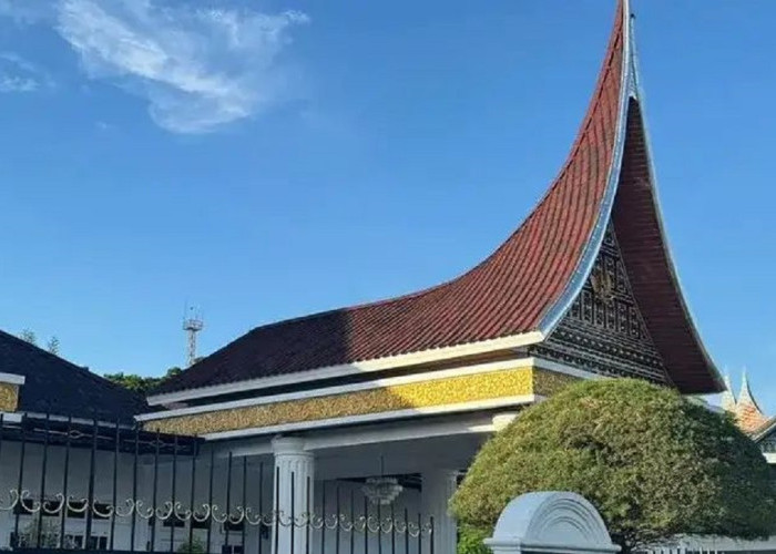 Wagub Sumbar Ungkap Kebanggaannya pada Arsitektur Tradisional Minangkabau