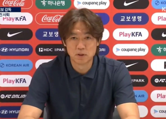 Hong Myung-bo Mundur dari Kursi Pelatih Timnas Korea Selatan Pasca Kegagalan Piala Dunia 2026