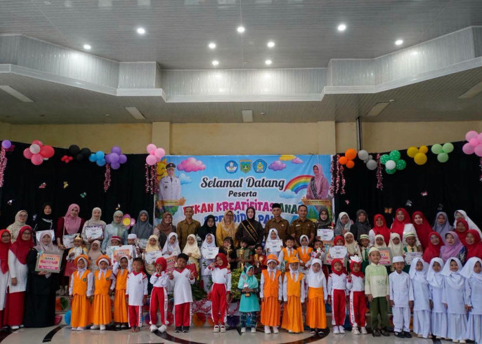 Tutup Pekan Kreativitas, Bunda PAUD Padang Panjang: Berani Tampil dan Belajar