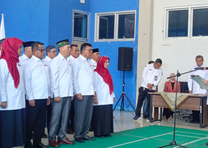 Lantik Pengurus PMI Pessel, Aristo Munandar Tekankan Penguatan Relawan dan Sinergi Kemanusiaan