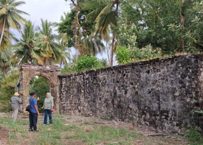UBH Padang dan BRIN Riset Mitigasi Situs Arkeologi Pesisir Sumbar 