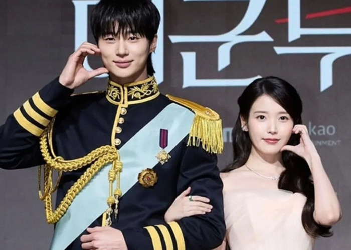 Perfect Crown Satukan Kembali IU dan Byeon Woo-seok, Siap Bikin Baper!