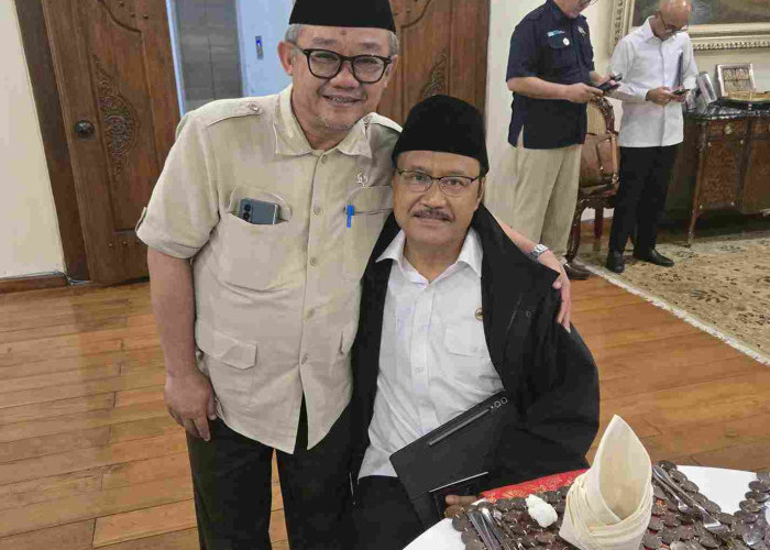 Sekjen PBNU Gus Ipul Beri Ucapan Khusus Lebaran ke Sekum Muhammadiyah Prof Mukti