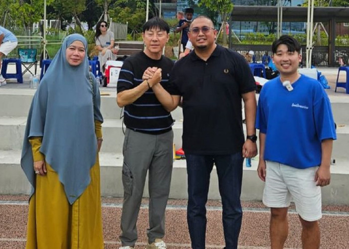 Shin Tae-yong Bertemu Andre Rosiade di Korea Selatan, Ini Topik yang Dibahas!