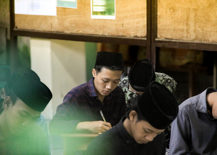 Cek Rekening! Dana BOS Pesantren Senilai Rp111,9 Miliar Mulai Dicairkan Kemenag