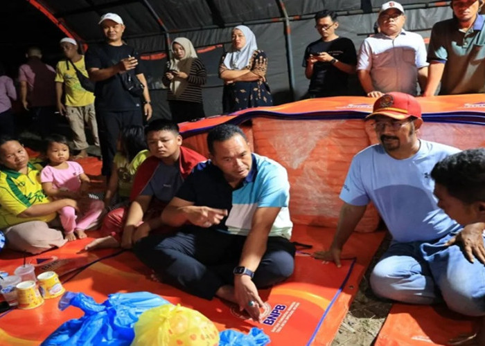 Pemkot Pariaman Pastikan Bantuan Logistik Korban Kebakaran di Jawi-Jawi I Terpenuhi 