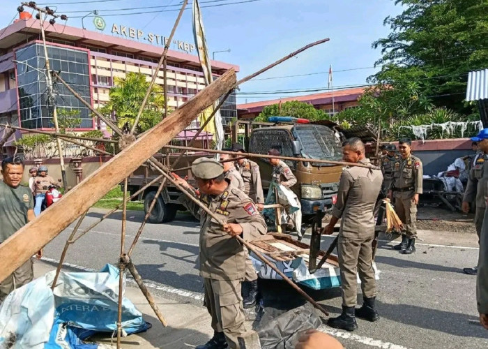 Satpol PP Tindak Tegas PKL dan Bangunan Liar Selama Mei 2026