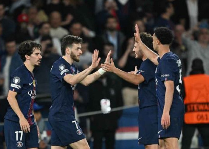Keok dari Lyon, Posisi Puncak PSG Makin Terancam oleh Lens di Klasemen Liga Prancis