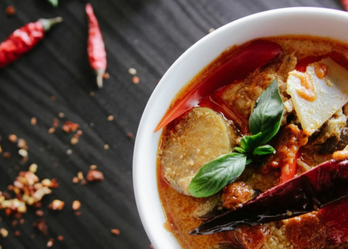 Efek Makanan Pedas Membakar Kalori Tubuh: Fakta Capsaicin dan Pengaruhnya