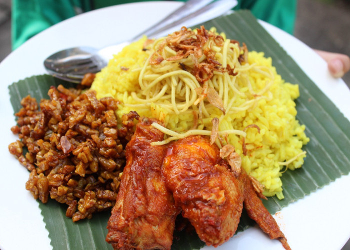 Resep Nasi Kuning, Sajian Istimewa untuk Keluarga di Rumah