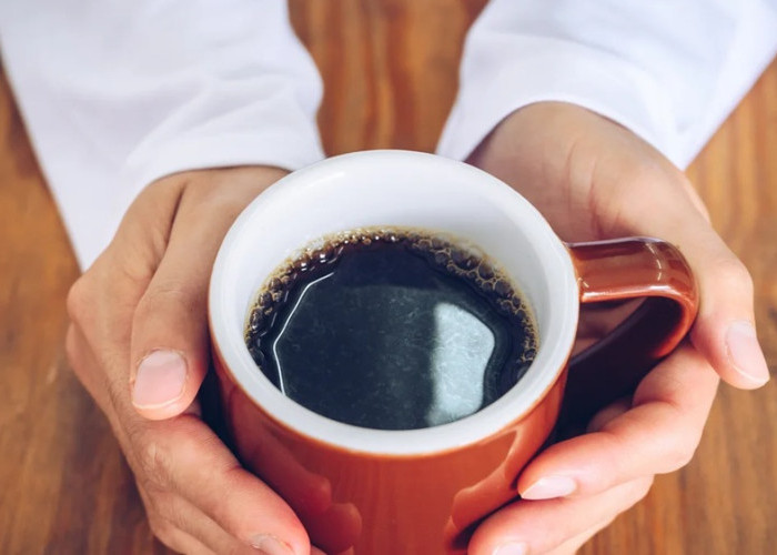 Batas Waktu Minum Kopi yang Tepat Agar Tidur Malam Tetap Nyenyak